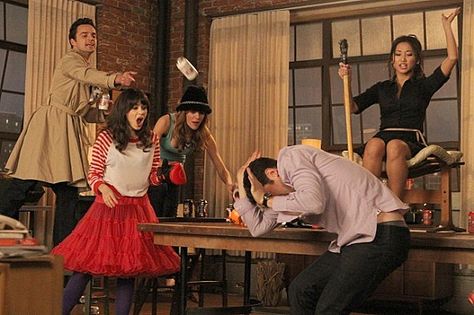 The New Girl cast playing True American True American Rules, New Girl Cast, Drinking Game Rules, Nick And Jess, Nicky Larson, New Girl Quotes, Jake Johnson, Jessica Day, Brenda Song