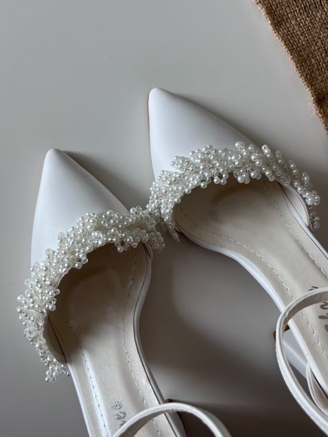 Block Heels Wedding, Wedding Shoes White, Wedding Shoes For Bride, Heels Wedding Shoes, Pearl Wedding Shoes, Shoes For Bride, White Bridal Shoes, White Block Heels, Shoes Bride