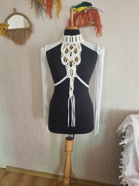 Macrame Shoulder Piece, Macrame Outfit, Macrame Top, Shoulder Piece, Custom Purses, Outfit Festival, Man Outfit, Space Cowgirl, Black Macrame