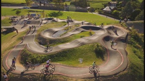 Skyway Bmx, Bmx Ramps, Stacy Peralta, Bmx Cycles, Skatepark Design, Pump Track, Bmx Street, Best Bmx, Bicycle Track