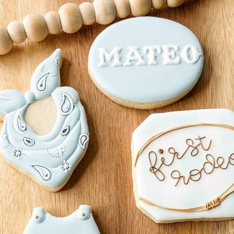 Custom Sugar Cookies | Maribel’s Sweets on Instagram: "Mateo’s First Rodeo ! 🏜️ Cute little set for my cousins baby that turning one ! 🤍 Late post , but hope you guys like it! Loved the onesie !! • • • • • • • • • • • • • • • • • • • • #cookiesofinstagram#decoratedcookies#birthdaycookies#sanjosecookies#santaclara#bayareacookies##royalicing #royalicingcookies #decoratedsugarcookies #cookiedecorating #cookies #cookiesofinstagram #instacookie #cookieart #baking #customcookies #sugarcookies #partyfavors#partyplanner#rodeocookies#cowboycookies" First Rodeo Cookies, Rodeo Cookies, Ralph Lauren Horse, Rodeo Baby Shower, 1st Birthday Boy Themes, Not My First Rodeo, Rodeo Baby, Boys First Birthday Party, First Birthday Cookies