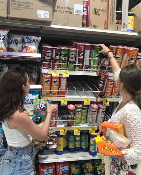 Snacks With Friends Aesthetic, Friends Shopping Together, Walmart With Friends, Shopping Spree Aesthetic Friends, Going Out To Eat With Friends Aesthetic, Summer Aesthetic Canada, Girls Shopping Aesthetic, Best Friends Living Together Aesthetic, Shopping With Friends Aesthetic