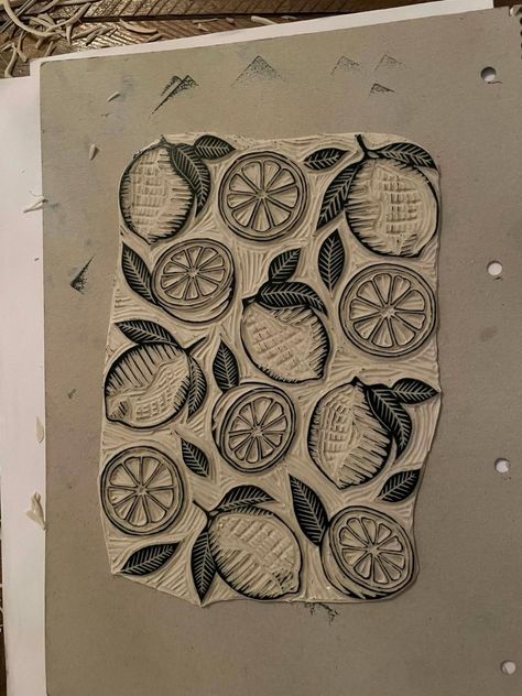 Lino Print Ideas Aesthetic, Lino Pattern Prints, Lino Print Repeat Pattern, Lemon Lino Print, Cute Lino Prints, Lino Print Poster, Lino Art Ideas Easy, Fruit Lino Print, Lino Printing On Fabric