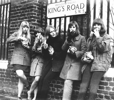 60s London, 1960s London, 60s Girl, Vintage Guide, Swinging 60s, Swinging London, Carnaby Street, Swinging Sixties, 60s Mod