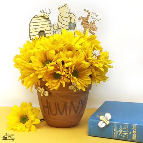 Winnie the Pooh Honey Pot Centerpiece - DIY Birthday Party Decor Pooh Baby Shower Centerpieces, Piglet Winnie The Pooh, Baby Piglets, Bee Classroom, Pooh Party, Winnie The Pooh Honey, Winnie The Pooh Themes, Pooh Birthday, Winnie The Pooh Baby Shower