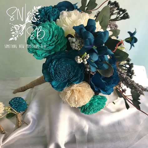 Something New Something Blue on Instagram: “Teal Blue Sola wood Bridal Bouquet . Every bouquet has a story . Tell us the story behind your bridal bouquet in the comment section…” Sea Blue Wedding, Wedding Colors Turquoise, Ocean Blue Wedding, Modern Blue Wedding, Blue Wedding Theme Ideas, Jasmine Bouquet, Teal Wedding Theme, Turquoise Wedding Theme, Turquoise Bouquet