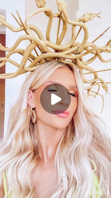 Becky Grant Griffin on Instagram: "✨🐍MEDUSA🐍✨

DIY snake crown for a Medusa Halloween look! 

#medusa #halloween #halloweencostumes #halloweeninspo #snake  #tarte #tartecosmetics #diy #diyhalloween #diyhalloweencostume #costume #diycostume #halloweenmakeup #medusa" Medusa Crown Diy, Snake Crown, Diy Snake, Mythical Beings, Diy Crown, Diy Halloween Costume, Medusa Head, Tarte Cosmetics, Halloween Inspo