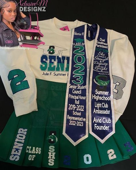 Graduation Jacket, 2enior Ye4r, High School Graduation Outfit, 2000s Photoshoot, College Goals, Senior Portrait Outfits, Senior Year Fun, Skirt Set Outfit, Senior Jackets