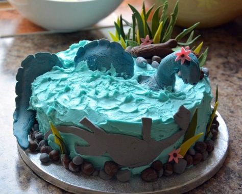 Loch Ness Monster Birthday A birthday in Scotland means a Loch Ness monster cake request! Buttercream with Gumpaste accents Loch Ness Monster Cake, Sea Monster Cake, Lockness Monster, Birthday Party Inspiration, Monster Birthday Parties, Monster Cake, April Birthday, Loch Ness Monster, Sea Monster