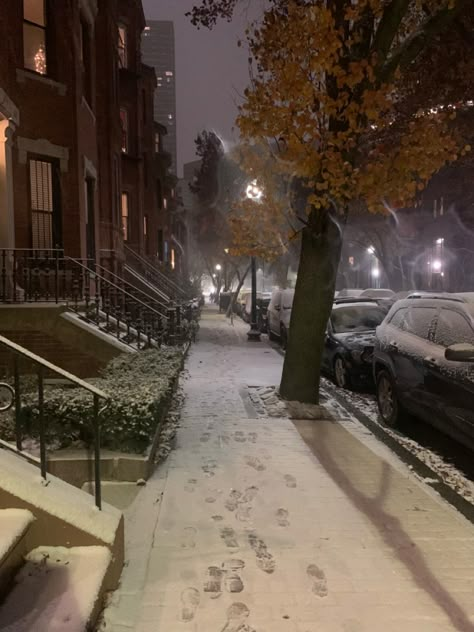 Snow In Boston, Boston Snow Aesthetic, Boston New York, Chicago Core Aesthetic, Fall New York Aesthetic, Boston Winter Aesthetic, Chicago Winter Aesthetic, Boston Massachusetts Winter, Winter In Boston