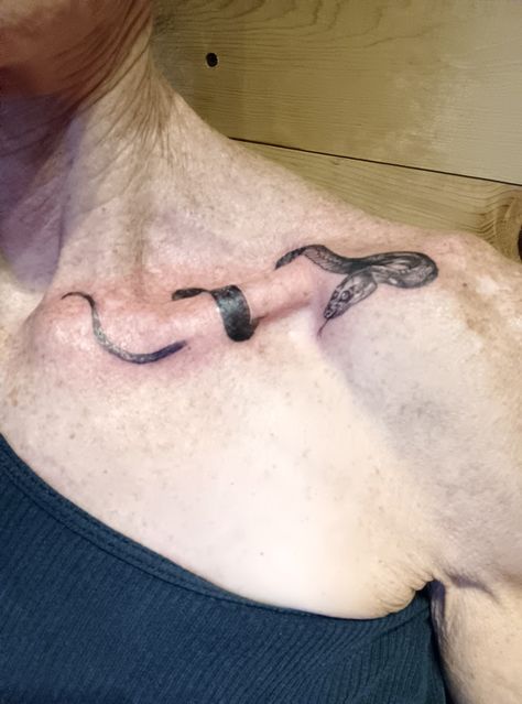 I'm year of the snake and finally got my snake tattoo Year Of The Snake, Snake Tattoo, New Tattoos, Tattoos