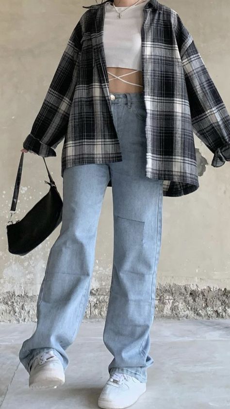 Casual College Outfits Summer, Outfits Shifting, Fashion Jeans Outfit, Snap Photos, Fall Ootd, Closet Remodel, Casual College Outfits, Lake Photos, Cute Dress Outfits