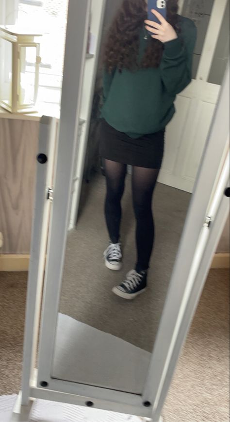 Black Mini Skirt Converse Outfit, Formal Converse Outfit, Black Skirt And Converse Outfits, Mini Skirt Jumper Outfit, Black Skirt With Converse, Mini Skirt And Jumper Outfit, Converse Skirt Outfit, Skirt And Converse Outfit, Converse Winter Outfit