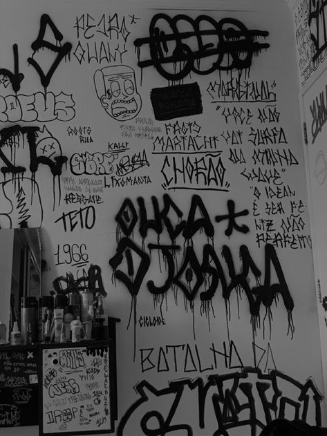 Darius Acrux Zodiac Academy, Graffiti Bedroom, Graffiti Room, Graffiti Wallpaper Iphone, Zodiac Academy, Graffiti Style Art, Black Room, Graffiti Wallpaper, Grunge Room