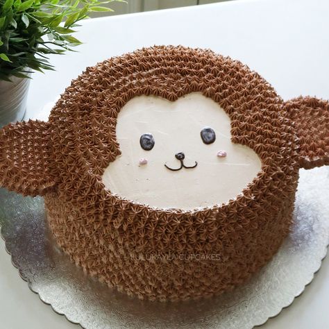 Monkey Cake Design, Monkey Cake Ideas, Monkey Cakes, Monkey Birthday Cakes, Monkey Food, Farmers Market Flowers, Monkey Cake, Korean Cake, Mini Cakes Birthday