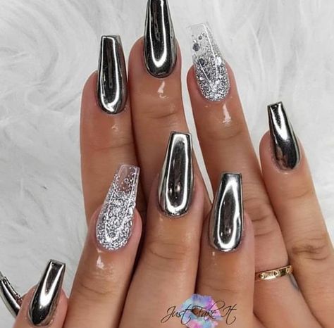 Coffin Chrome Nails, Nails Silver Glitter, Copper Nails Designs, Holographic Nail Designs, Nails Gorgeous, Pearl Chrome, White Chrome Nails, Winter Nail Ideas, Pink Chrome Nails