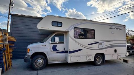 2000 Fleetwood Jamboree E350 in Modesto, CA Ford Camper Van, Used Class C Motorhomes, Camper For Sale, Modesto California, Class C Motorhomes, Campers For Sale, Class B, Camper Van, Rv