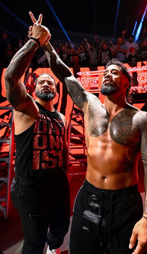 The Usos Wwe Wallpaper, The Usos 2023, Jey Uso Intercontinental Champion, Jimmy And Jey Uso Wallpaper, Usos Wwe Wallpaper, The Usos Wallpaper, The Usos Wwe, Wwe The Usos, Wwe Usos