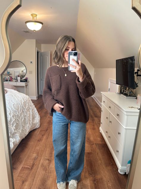 thanskgiving outift, oversized sweater, winter inspo, fall inspo, brown outfit, casual outfit Brown Sweater And Jeans Outfit, Outfits With Brown Sweaters, Chunky Brown Sweater Outfit, Jean And Crewneck Outfit, Soft Winter Aesthetic Outfits, Relaxed Thanksgiving Outfit, Basic Thanksgiving Outfit, Oversized Sweater And Jeans Outfit, Thanksgiving Mom Outfits