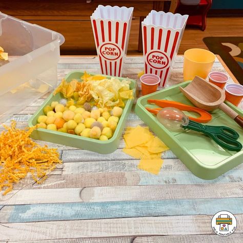 Popcorn Sensory Bin, Circus Sensory Bin, Fake Popcorn, Popcorn Theme, Preschool Sensory, Crepe Streamers, January Activities, Movie Popcorn, Sensory Activities Toddlers