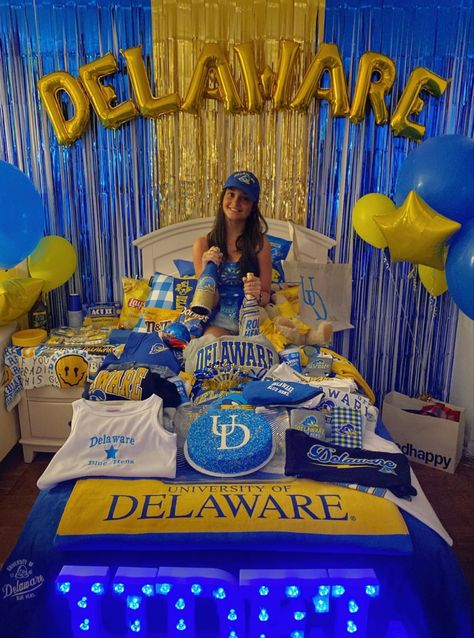 University Of Delaware Bed Party, University Of Delaware Aesthetic, Manifestation Collage, College Bed Party, Dream Manifestation, College Announcements, College Bed, College Decision, Providence College