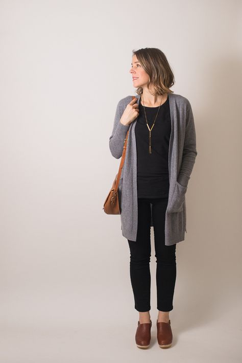 Outfits With Clogs Winter, Dansko Clogs Outfit, Outfits With Clogs, Clog Outfits, Fall Goals, Clog Outfit, Old Man Winter, Pijamas Women, Clogs Outfit