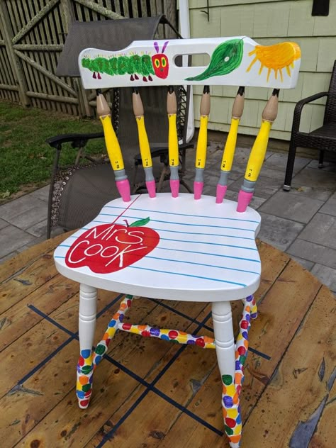 Teacher Chair For Carpet, Teacher Furniture Ideas, Wooden Teacher Chair, Teacher Read Aloud Chair, Painted Teacher Chair Classroom, Classroom Chair Ideas, Painted Classroom Chair, Teacher Chairs For Classroom Diy, Classroom Rocking Chair Teachers