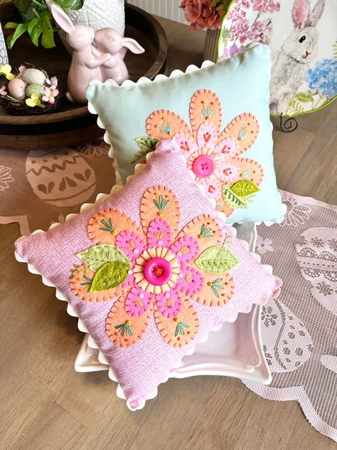 PDF Floral Spring Forward Felt Flower Embroidered Pillow Sewing Pattern - Etsy Simply Eilene, Pillow Sewing, Drawstring Bag Pattern, Table Topper Patterns, Felt Cushion, Felt Ornaments Patterns, Unique Cross Stitch, Felt Pillow, Basic Embroidery