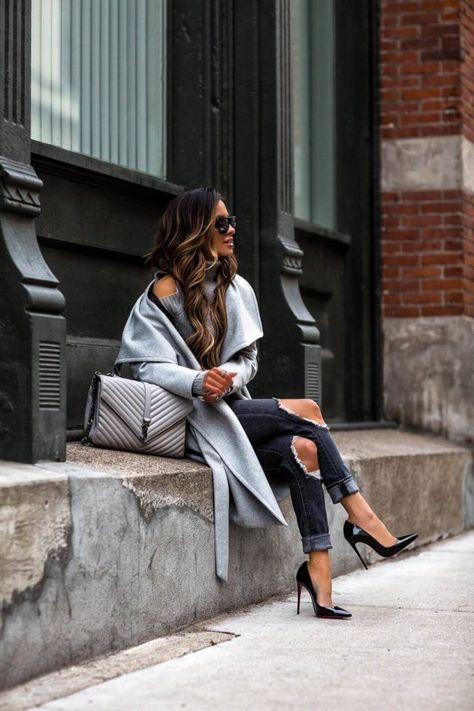 fashion blogger mia mia mine wearing a gray college bag and black louboutin heels Black Louboutin Heels, Winter Vacation Outfits, Jeans Heels Outfit, Mia Mia Mine, Outfit Grey, Flannel Trousers, Mia Mia, Monochromatic Outfit, Christian Louboutin So Kate