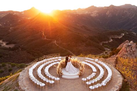 Fall Wedding Shoes, Unusual Wedding Venues, Malibu Rocky Oaks, Wedding Diary, Cool Places, Unusual Weddings, Rustic Fall Wedding, Places To Get Married, Unique Wedding Venues