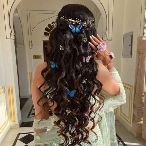 Butterfly Hairstyle, Quince Hairstyles With Crown, Styles Braids, Birthday Hairstyles, Quinceanera Hairstyles, Quince Hairstyles, Clip Hairstyles, Choppy Hair, Trendy Haircuts