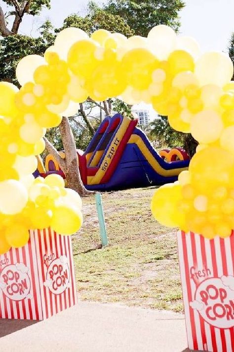 Don't miss this fantastic carnival-themed birthday party! The popcorn balloon arch is amazing! See more party ideas and share yours at CatchMyParty.com Popcorn Balloon Arch, Cardboard Cutouts Diy, Carnival Party Foods, Carnival Birthday Party Ideas, Birthday Popcorn, Two Besties, Carnival Birthday Party Theme, Birthday Carnival, Carnival Holiday