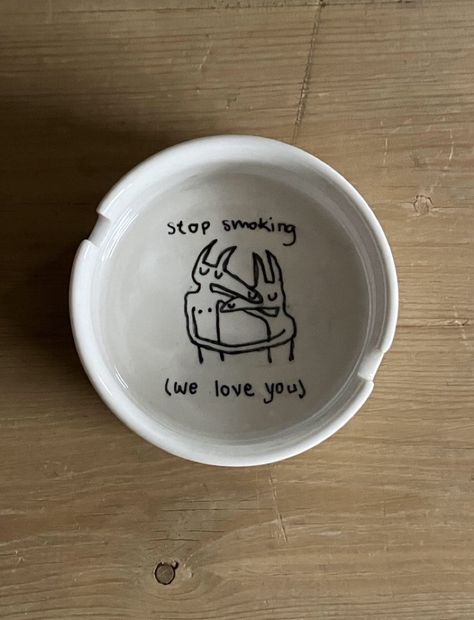 Cool Clay Ideas Aesthetic, Twin Fantasy Car Seat Headrest, Ashtray Aesthetic, Ceramics Ashtray, Ashtray Ideas, Midwest Emo, Dog Motif, Car Seat Headrest, Ashtrays