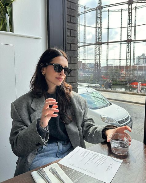 @vicqueen Glam Sunglasses, Oversized Blazer Outfit, Dark Grey Blazer, Vienna Travel, Checkered Blazer, Grey Blazer, Blazer Outfits, Oversized Blazer, New Skin