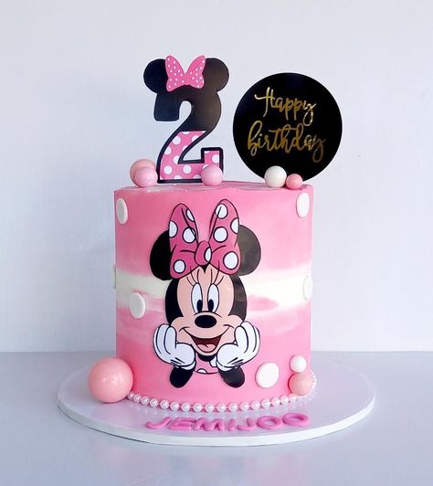 Dort Minnie, Tarta Minnie Mouse, Minnie Mouse Cake Design, Birth Cakes, Miki Mouse, Cake Designs For Kids, Mickey Mouse Birthday Cake, 14th Birthday Cakes, Minnie Mouse Birthday Party Decorations