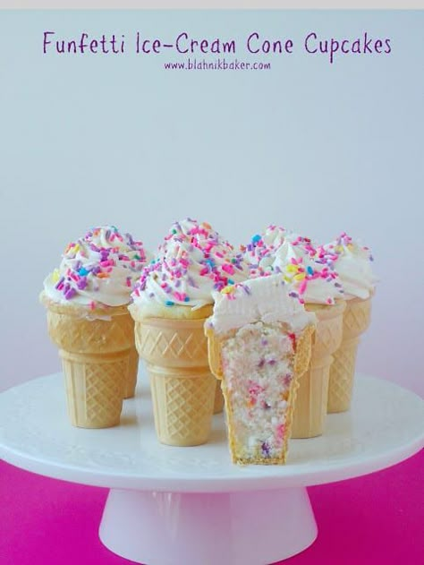 Cupcake Ice Cream Cones, Moist Vanilla Cupcakes, Cone Cupcakes, Ice Cream Cone Cupcakes, Cupcake Cones, Cream Birthday Party, Ice Cream Birthday Party, Ice Cream Social, Ice Cream Birthday