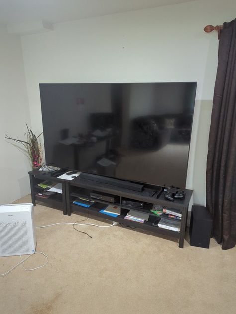 Samsung Tv Smart Tv, Tv Living Rooms, 4k Tv, Samsung Tv, Samsung Tvs, Rooms For Rent, Living Room Tv, Smart Tv, The Box