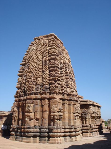 Pattadakal Temple, Hindu Temples, Temple Architecture, Art Landscapes, Ancient India, Hindu Temple, Fantasy Art Landscapes, South Asian, Burj Khalifa