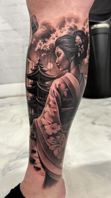 Samurai Woman Tattoo Design, Japanese Lady Tattoo Design, Asian Leg Tattoo, Chinese Leg Sleeve Tattoo, Japenses Tatoos Design Sleeves, Women Samurai Tattoo, Japanese Female Samurai Tattoo, Geisha Arm Tattoo, Japan Girl Tattoo