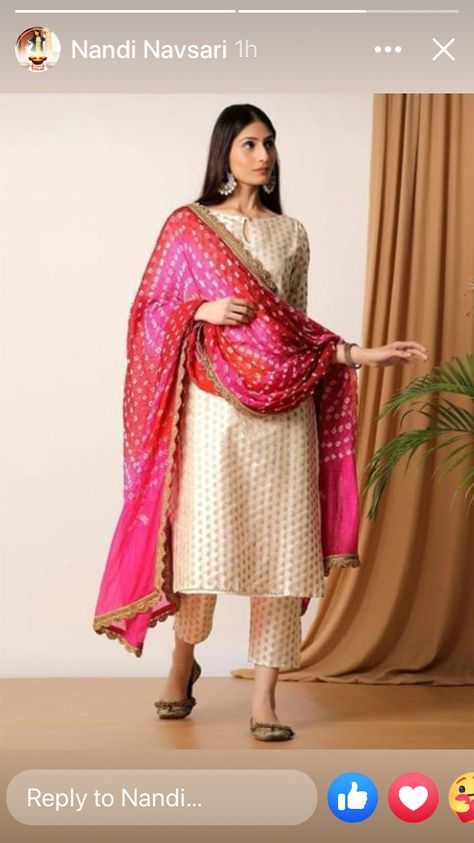 Bandhej Dupatta, The Secret Label, Bandhani Dupatta, Simple Kurta Designs, Long Kurti Designs, Kurtis With Pants, Indian Fashion Dresses, Designer Dresses Indian, Kurta Designs