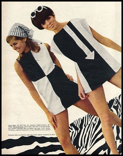 Mary Quant influential designs in the mod styles of the 60's she also introduced mimiskrts. 1960s Mod Fashion, Black And White Dresses, 60’s Fashion, 60's Mod, 1960 Fashion, Mod Mini Dress, Swinging 60s, 60's Style, 60s 70s Fashion