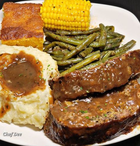 Tasty Soul Food Recipes | Meatloaf and gravy 😋 | Facebook Meatloaf And Gravy Recipes, Gravy Meatloaf Recipes, Soul Food Meatloaf, Meatloaf And Gravy, Meatloaf Gravy Recipe, Brown Gravy Meatloaf, Beef And Gravy, Meatloaf With Gravy, Recipes Meatloaf