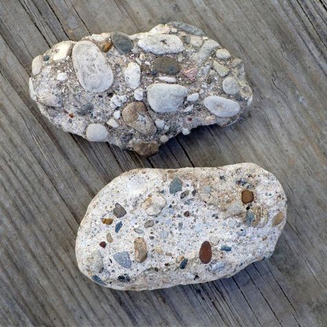 Beachy Designs, Stone Identification, Pudding Stone, Lake Michigan Stones, Hunting Ideas, Rock Identification, Rock Club, Heart Stones, Rock Tumbling