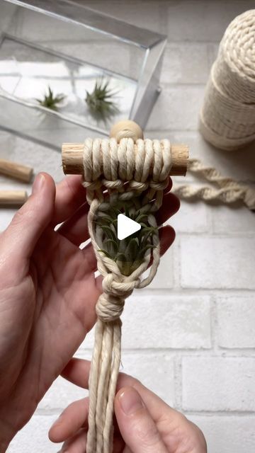 Mini Macrame Tutorial, Mini Plant Hanger Macrame, Mini Plant Hanger, Mini Macrame Plant Hanger, Macrame Gifts, Plant Hanger Macrame, Mini Plant, Mini Macrame, Braid Tutorial