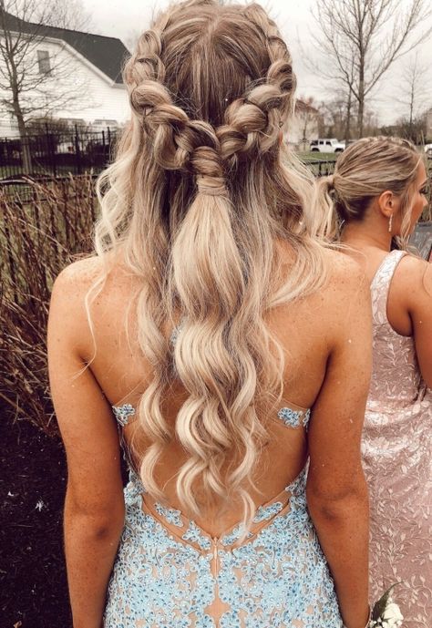 VSCO - teenthings Semi Formal Hairstyles, Cute Prom Hairstyles, Prom Hair Medium, Formal Hairstyles For Long Hair, Simple Prom Hair, Ball Hairstyles, Prom Hairstyles For Short Hair, Hoco Hairstyles, Dance Hairstyles