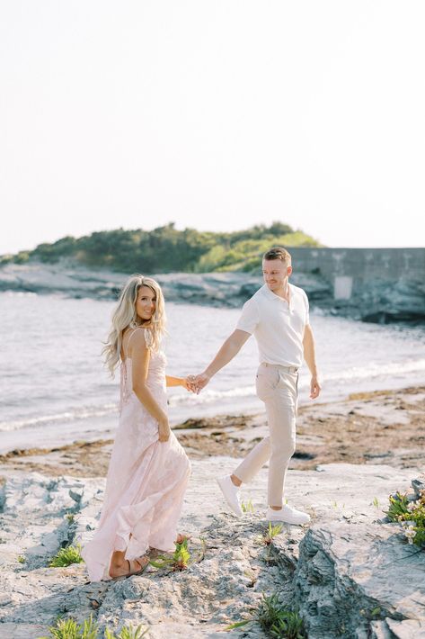 New England Engagement Photos, Walking Hand In Hand, Beach Couple, Couple Walking, Summer Engagement Session, Rhode Island Wedding, New England Wedding, Photo Walk, Engagement Photo Locations