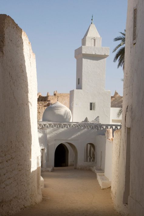 Ghadames Libya, Beautiful Masjid, Islamic Quotes About Life, Mosque Architecture, Beautiful Mosques, Positive Living, Islamic World, Quotes About Life, Place Of Worship