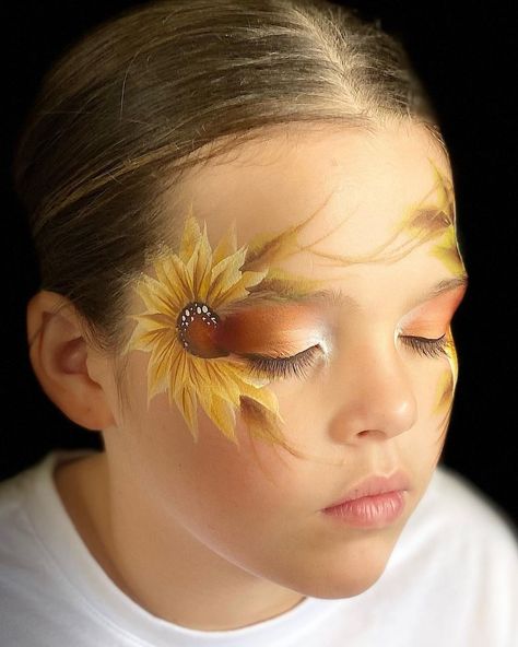 Fox Face Paint, Easy Face Painting Designs, Eye Face Painting, Festival Face Paint, Fall Canvas Painting, Festival Face, Face Painting Easy, Face Paint Makeup, Fall Canvas