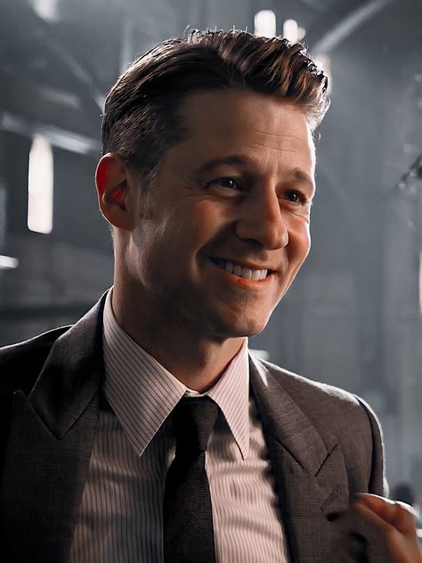 Jim Gordon Gotham, Ben Mckenzie Gotham, Whiskey Lullaby, Nate Grey, James Gordon, Gotham Series, Ben Mckenzie, Jim Gordon, A Man In A Suit