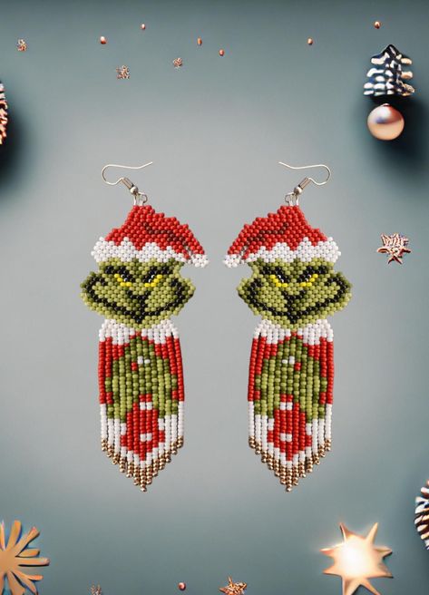 Grinch Earrings, Party Fringe, Xmas Beads, Santa Earrings, Diy Seed Bead Earrings, Holiday Beading, Beaded Earrings Native, Christmas Grinch, Brick Stitch Earrings